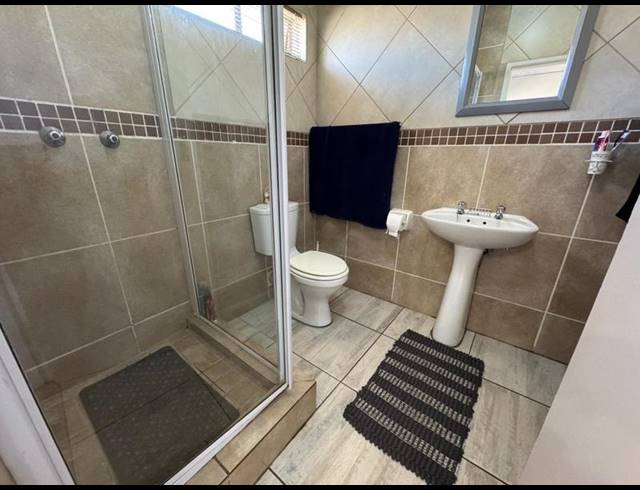 2 BEDROOM TOWNHOUSE FOR SALE IN GLEN MARAIS